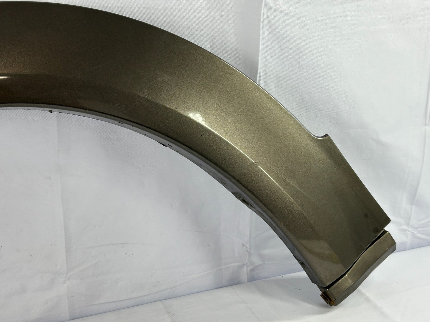 2005-2009 Subaru Outback Front Left Fender Flare Garnish Bronze OEM 91112AG23ANN