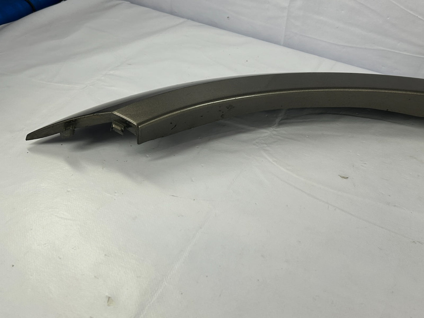 2005-2009 Subaru Outback Front Left Fender Flare Garnish Bronze OEM 91112AG23ANN