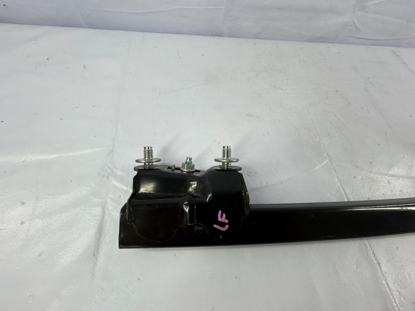 2005-2009 Subaru Outback Front Left Window Guide Sash Track OEM 61240AG110