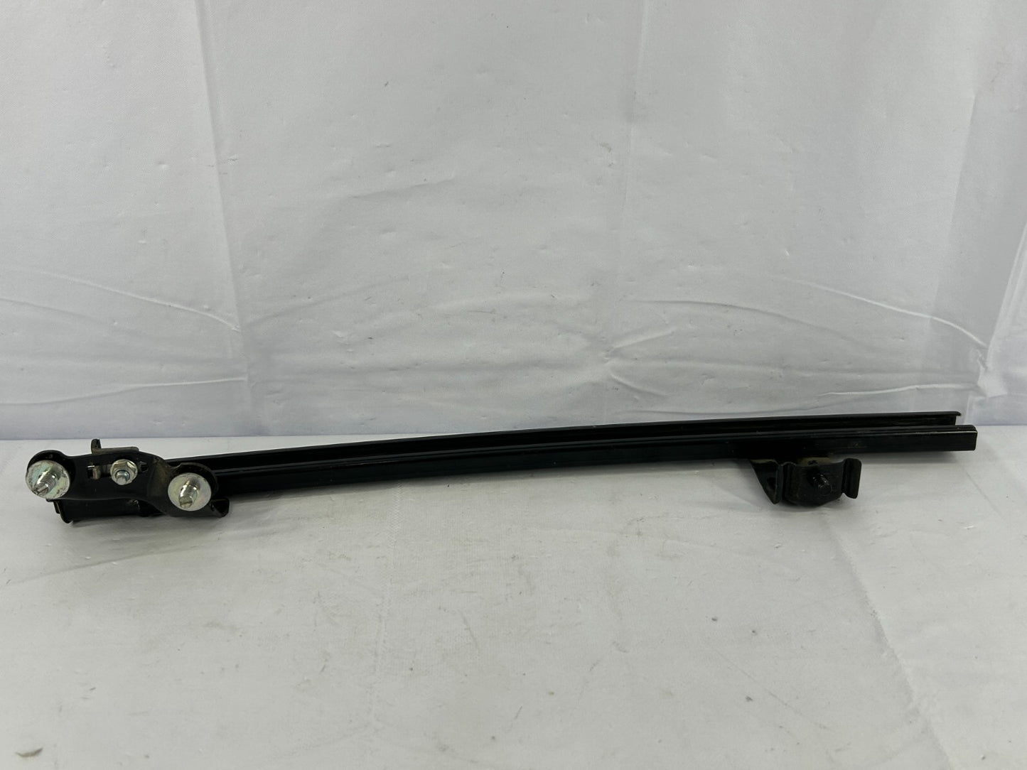 2005-2009 Subaru Outback Front Left Window Guide Sash Track OEM 61240AG110