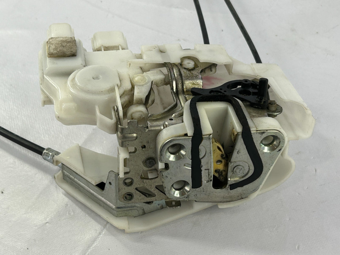 2005-2009 Subaru Outback Rear Right Door Lock Latch Actuator OEM 61100AG00A