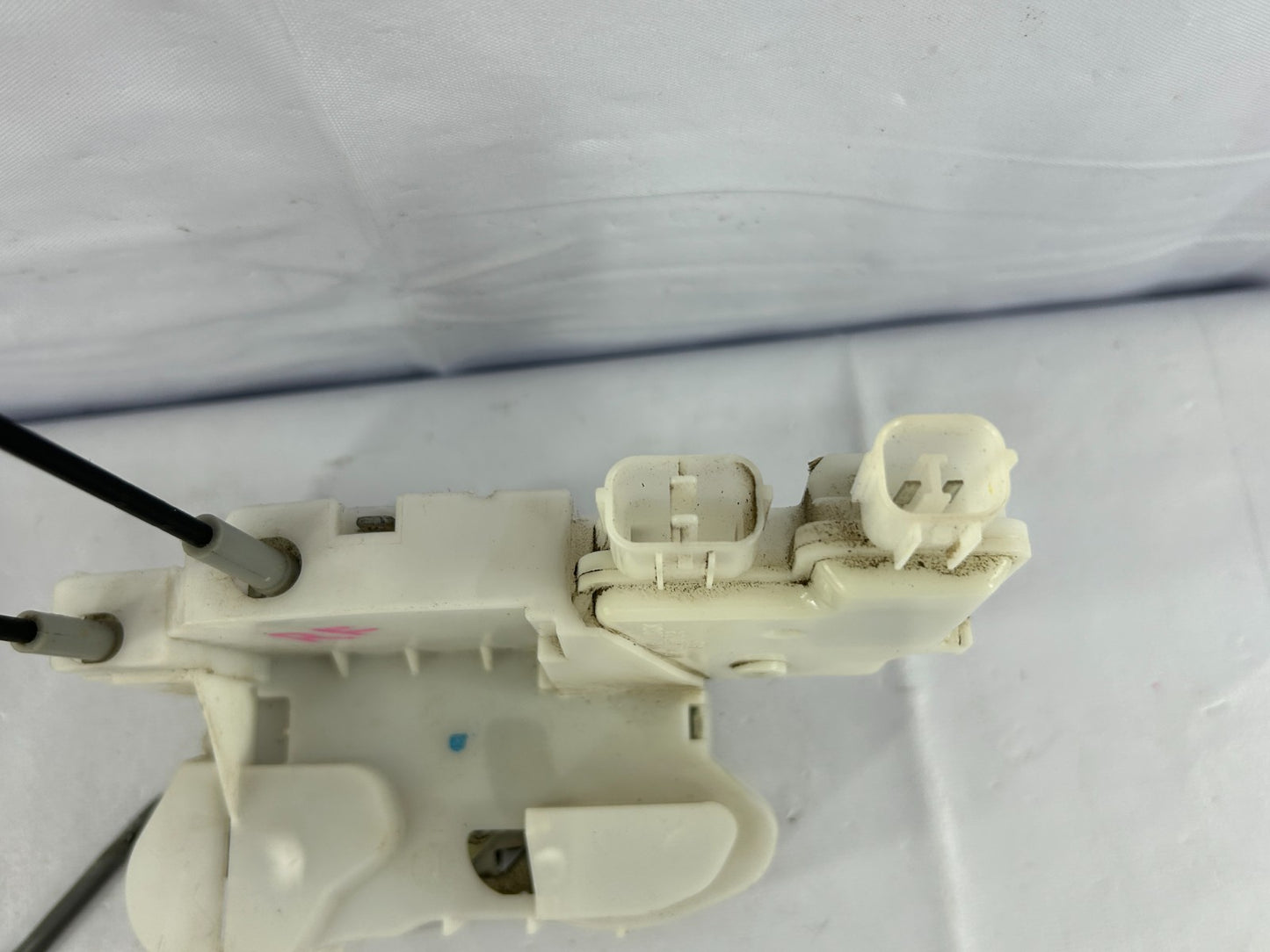 2005-2009 Subaru Outback Front Right Door Lock Latch Actuator OEM 61031AG17B
