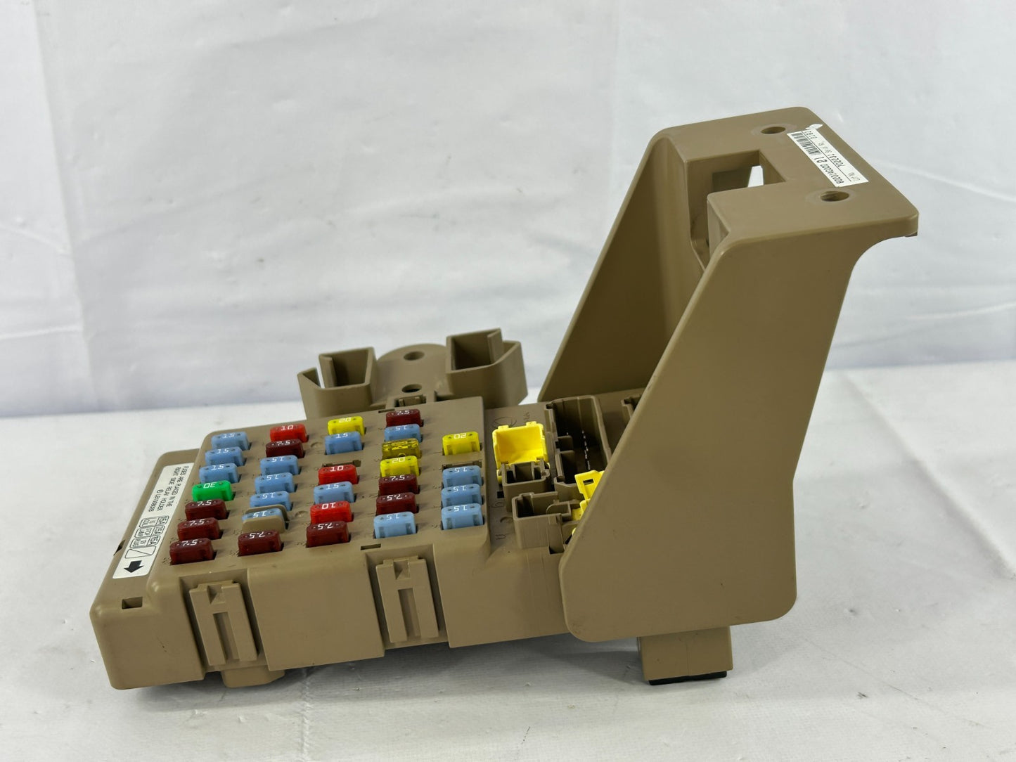 2007-2009 Subaru Outback Cabin Fuse Box Junction Block Module OEM 82201AG02C