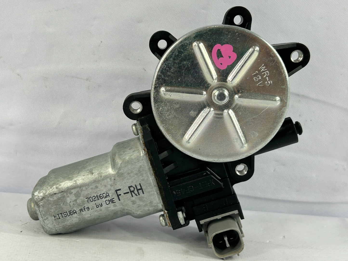 2005-2009 Subaru Outback Front Right Passenger Side Window Motor OEM 61188AG00A