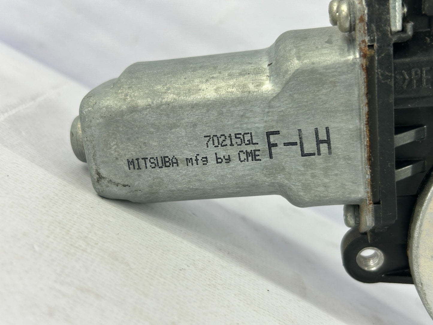 05-09 Subaru Outback Front Left Driver Door Power Window Motor OEM 61188AG01A