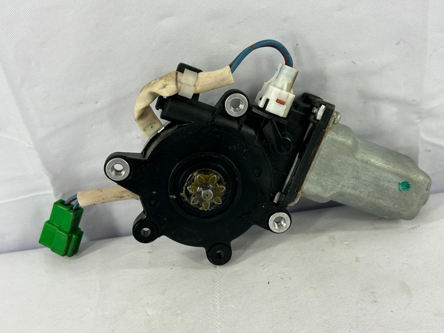2005-2009 Subaru Outback Rear Left Driver Door Power Window Motor OEM 62188AG01A