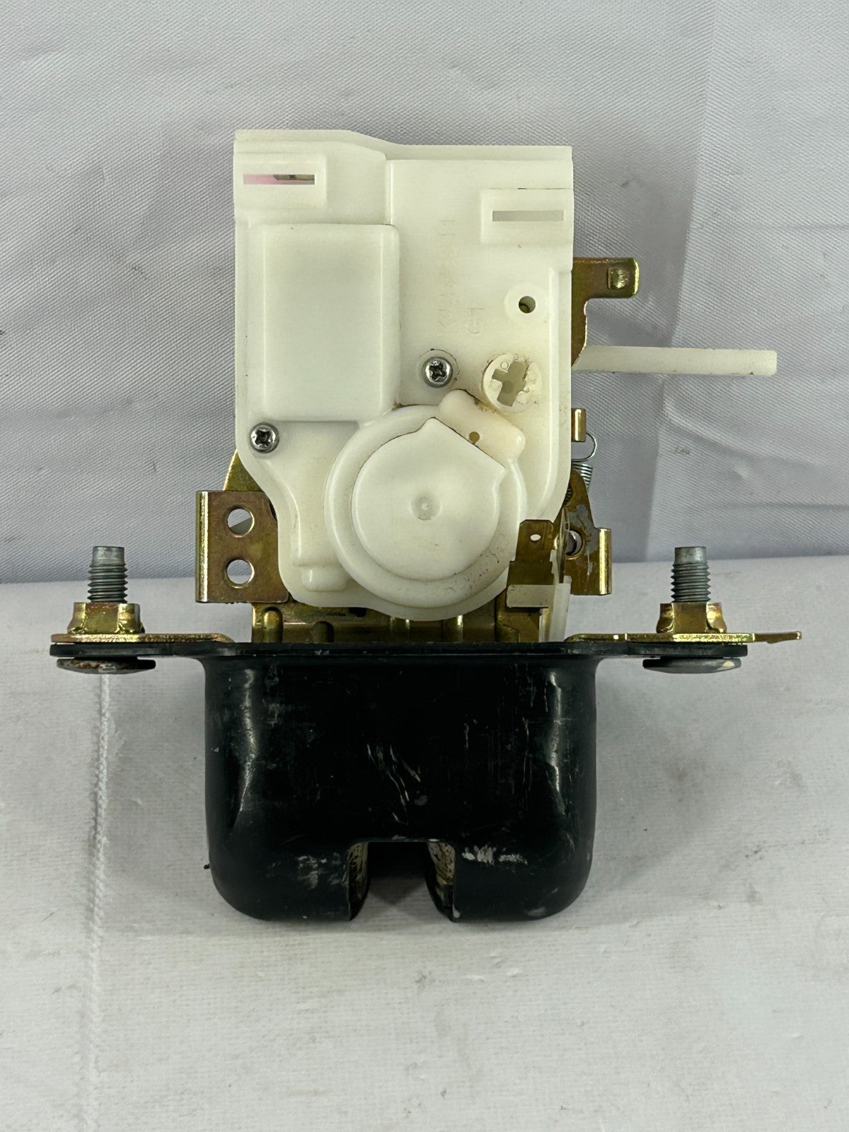 2005-2009 Subaru Outback Rear Gate Hatch Latch Lock Actuator OEM 63032AG00B