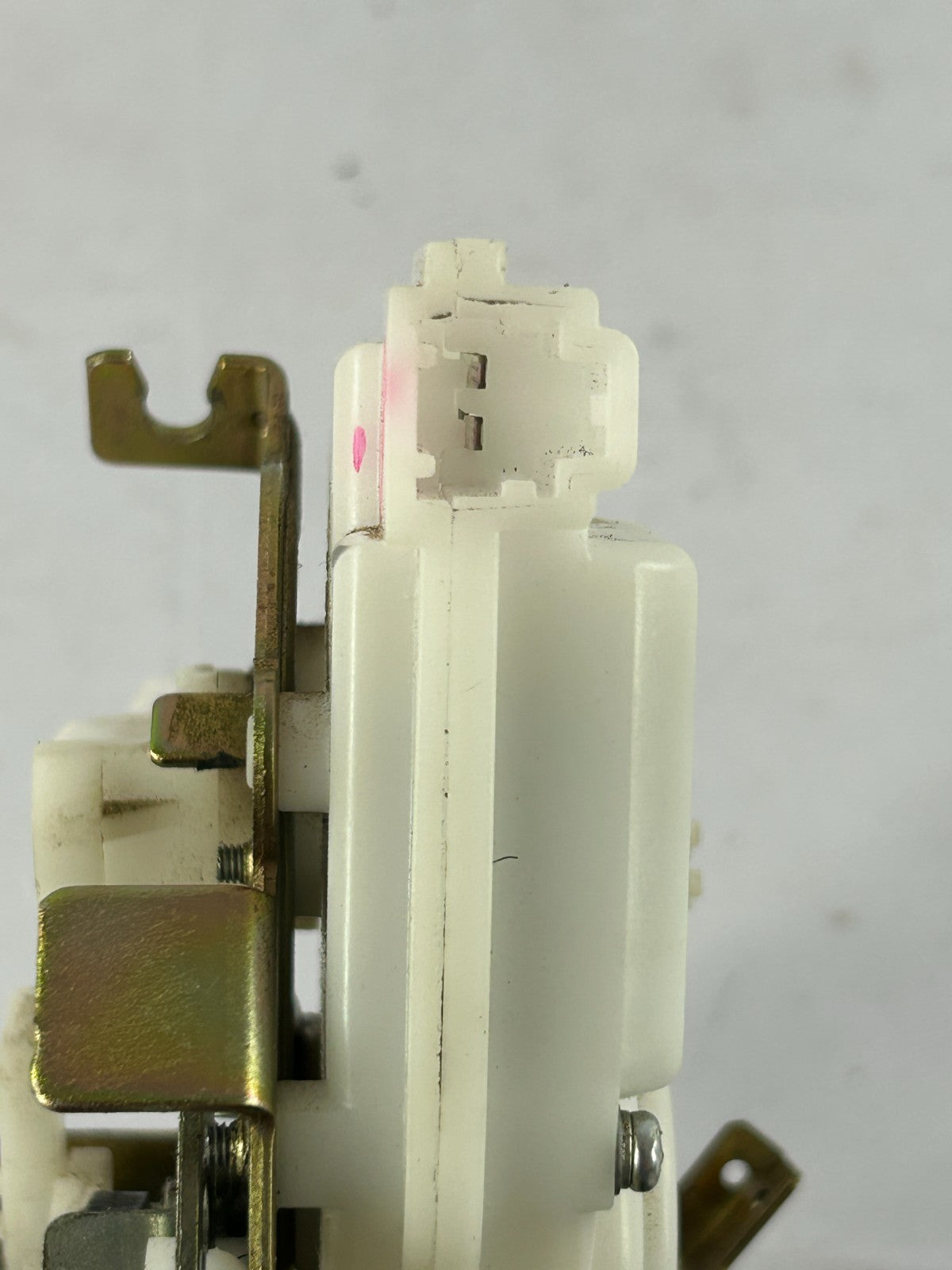 2005-2009 Subaru Outback Rear Gate Hatch Latch Lock Actuator OEM 63032AG00B