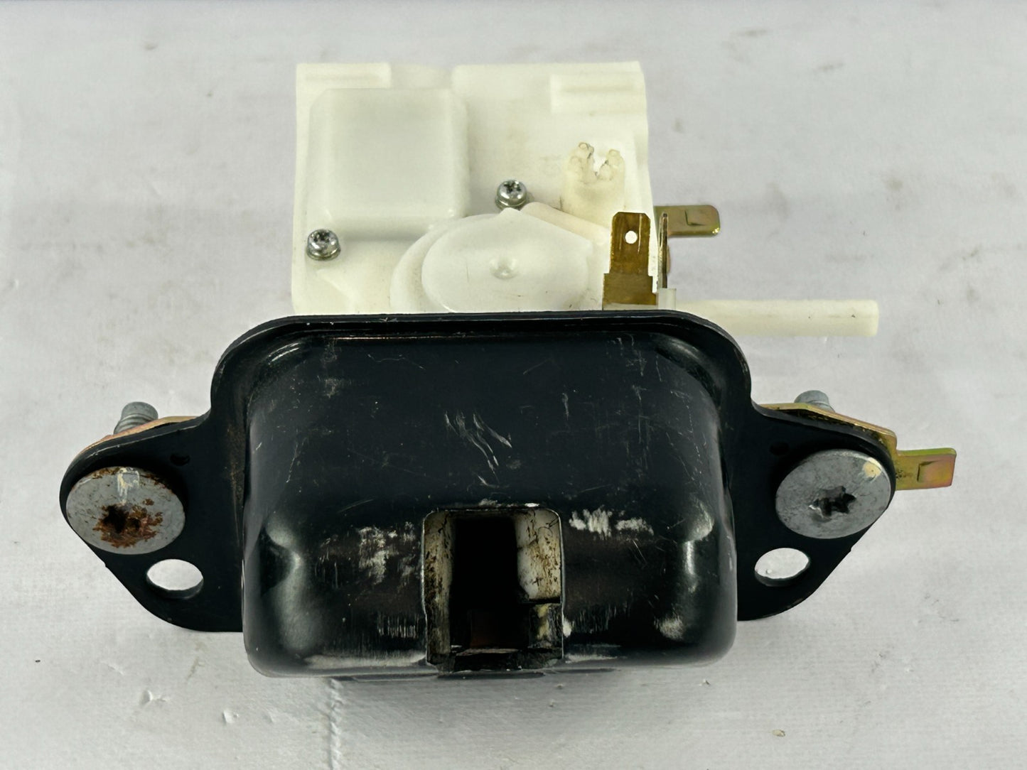 2005-2009 Subaru Outback Rear Gate Hatch Latch Lock Actuator OEM 63032AG00B