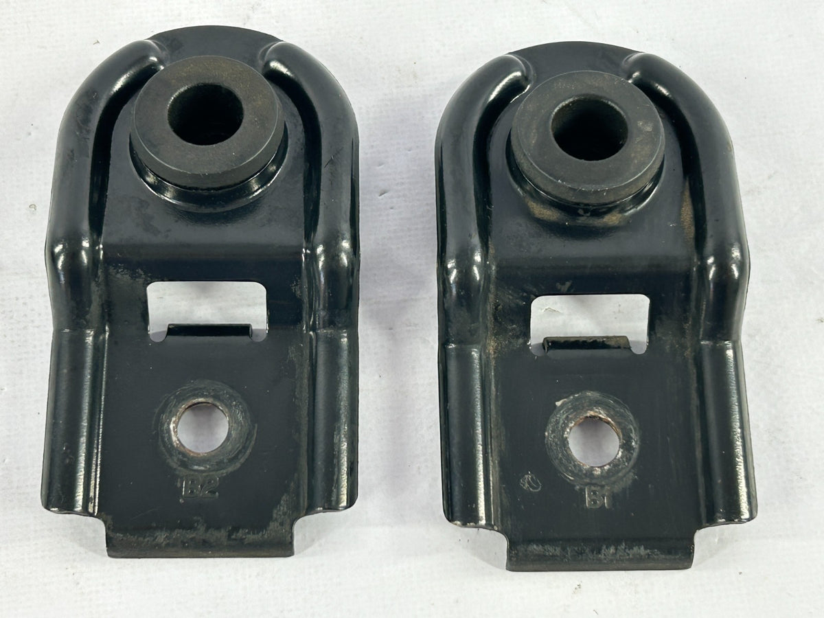 2005-2009 Subaru Outback Radiator Upper Mount Bracket Set OEM 45124AG00A