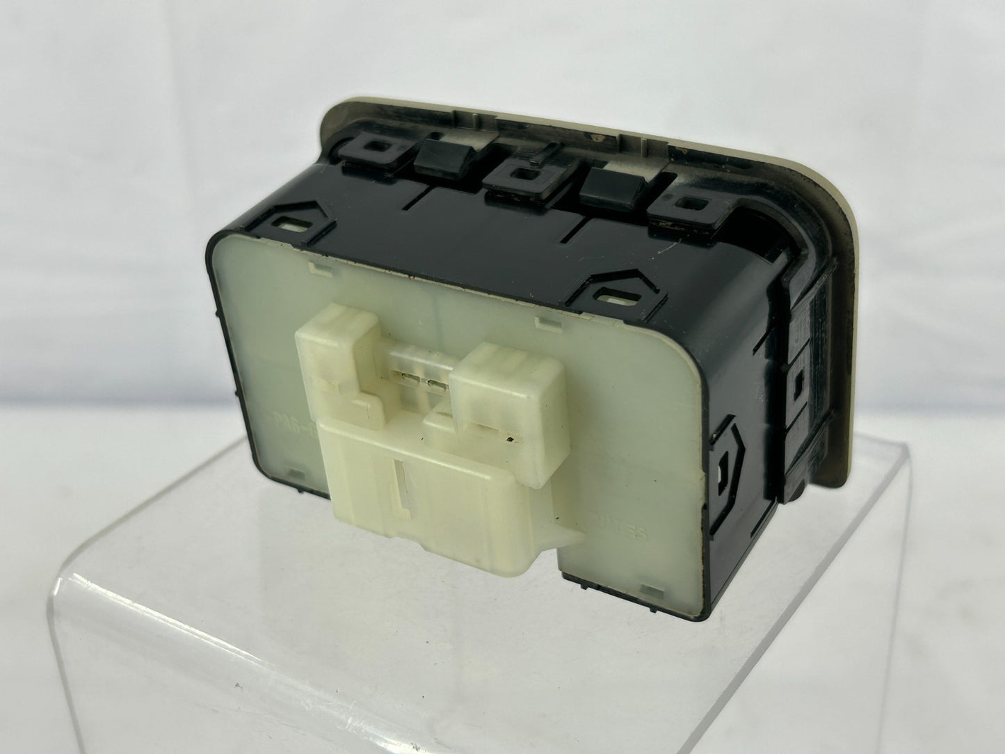 2005-2009 Subaru Outback Dual Seat Heater Warmer Dial Switch OEM 83245AG06AWA