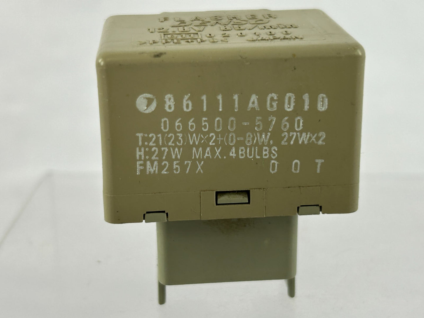 2005-2009 Subaru Legacy Outback Hazard Warning Flasher Module OEM 86111AG010