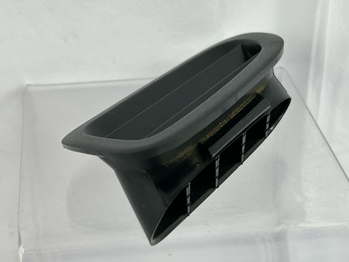05-09 Subaru Outback Front Left Side Windshield Defogger Grille OEM 66115AG01B
