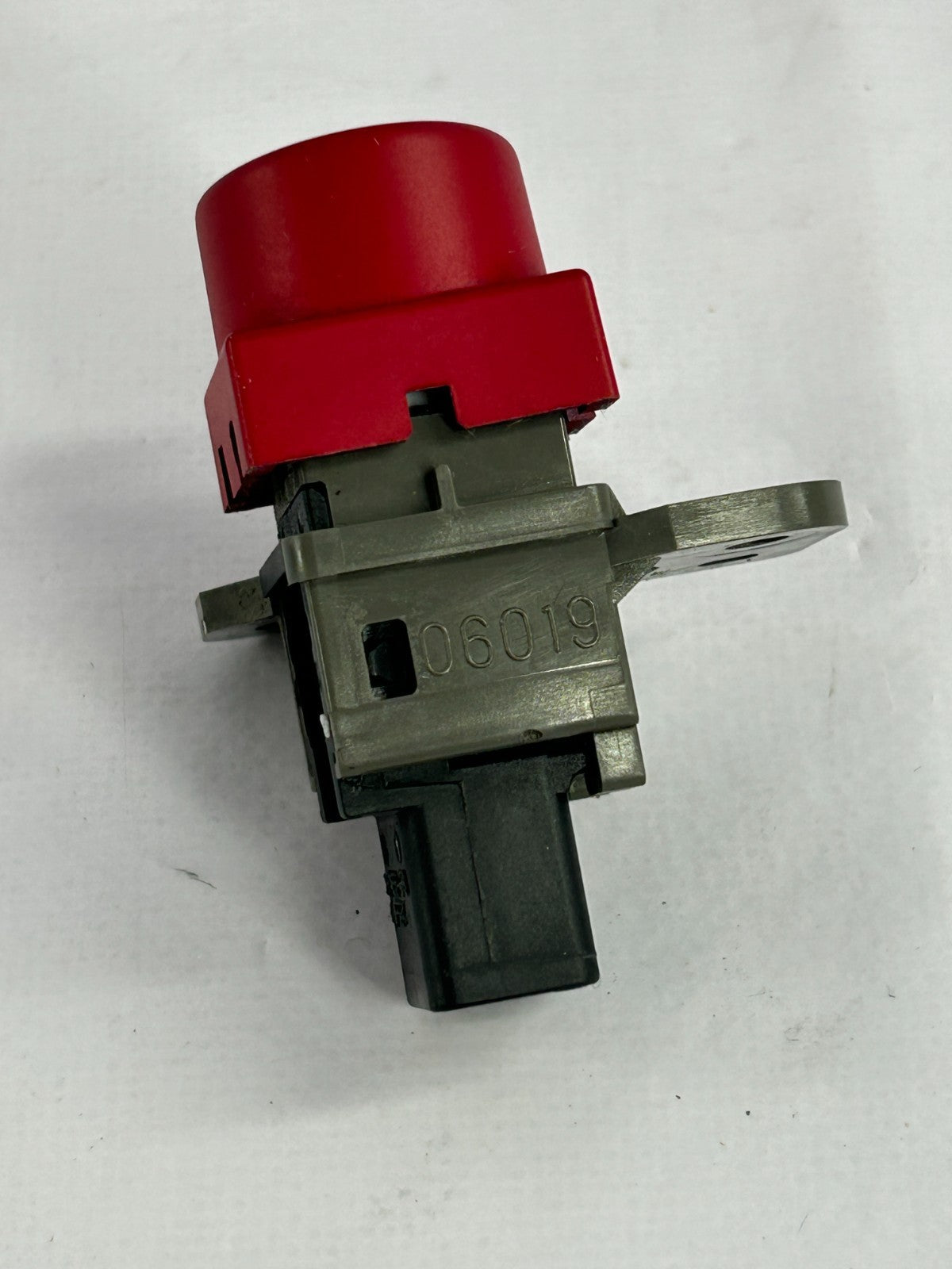 2005-2009 Subaru Outback Emergency Flasher Hazard Switch Button OEM 83037AG01B