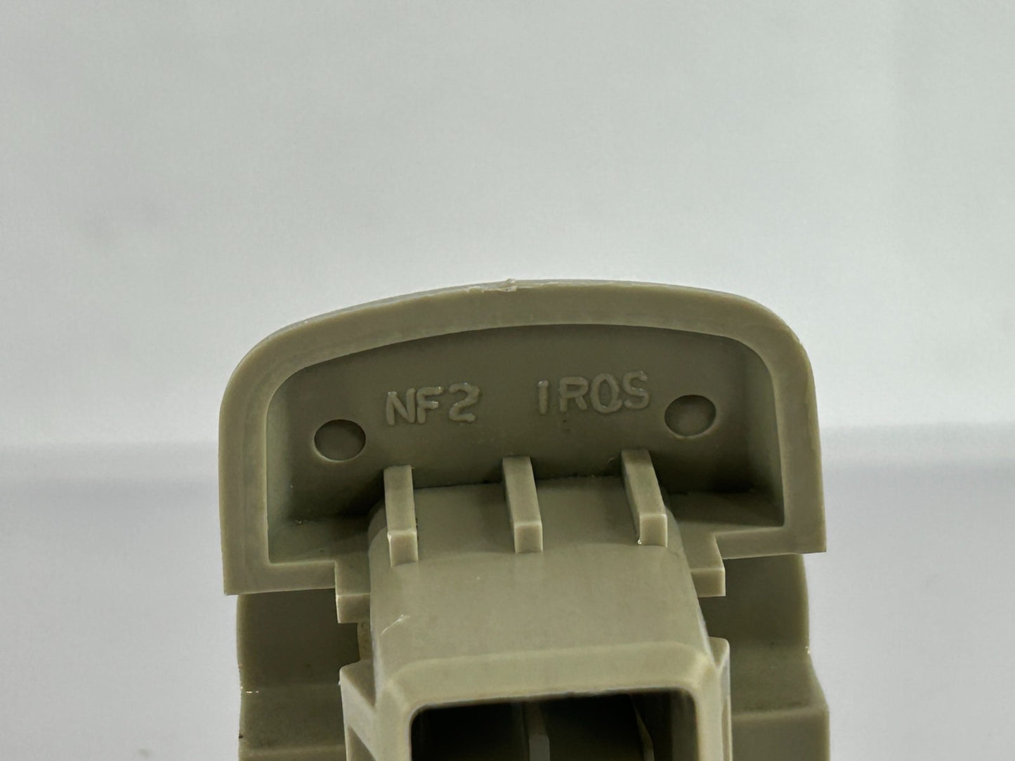 2005-2009 Subaru Outback Left or Right Sun Visor Hook Beige OEM 92018AG01AOR