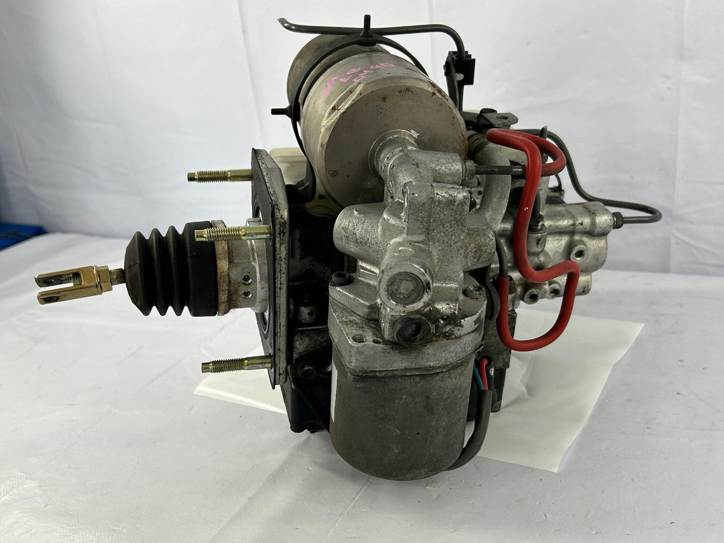 1998-2000 Toyota Land Cruiser Brake ABS Pump Master Cylinder 47050-60010 OEM