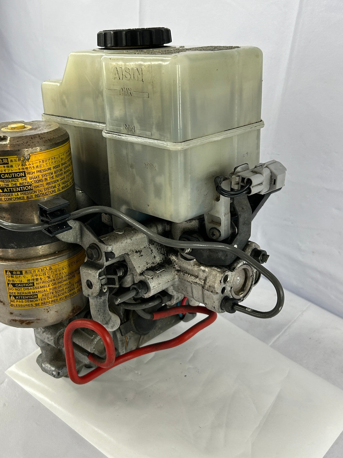 1998-2000 Toyota Land Cruiser Brake ABS Pump Master Cylinder 47050-60010 OEM