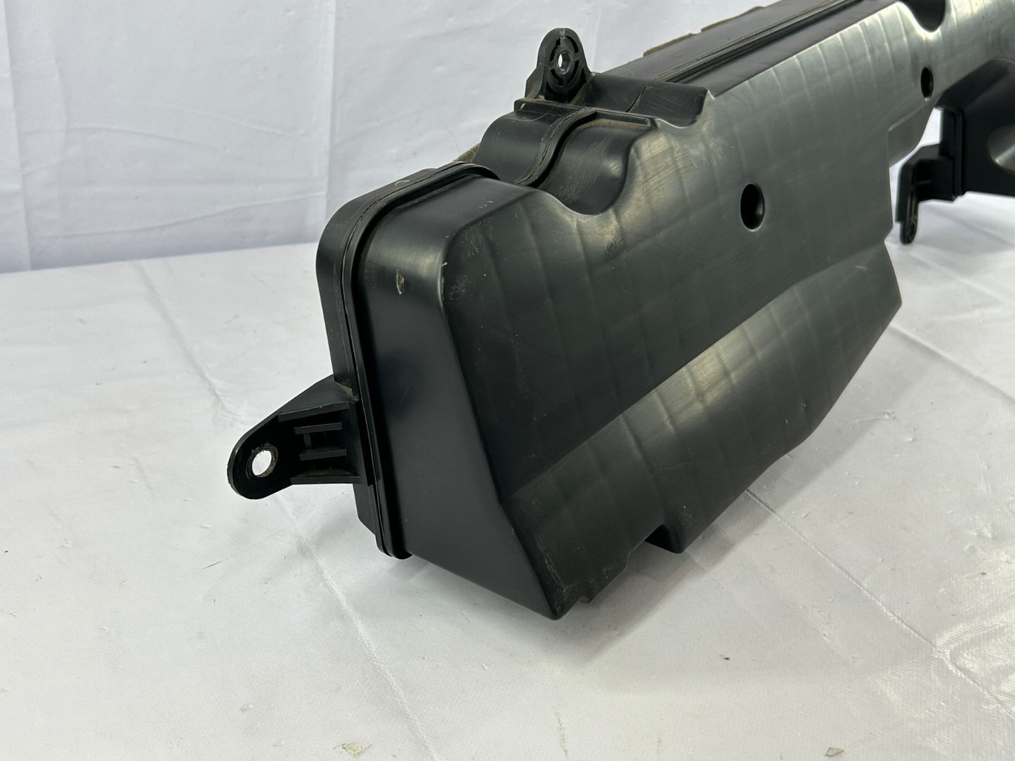 1998-2001 Toyota Land Cruiser Rear Audio Subwoofer Speaker OEM 86150-60040