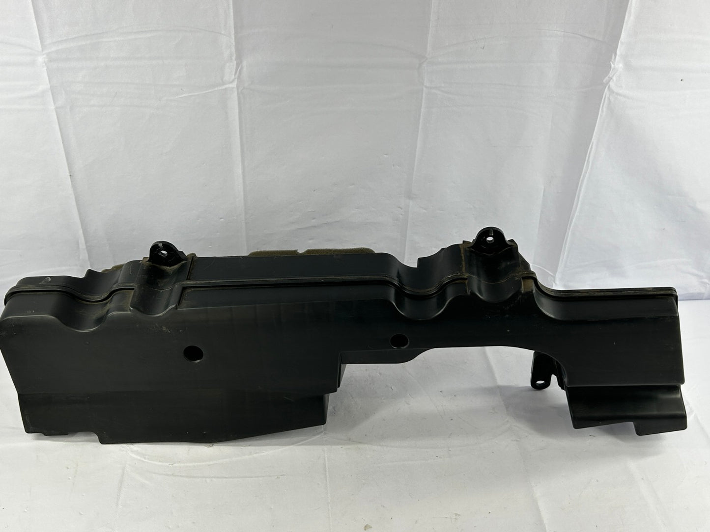 1998-2001 Toyota Land Cruiser Rear Audio Subwoofer Speaker OEM 86150-60040