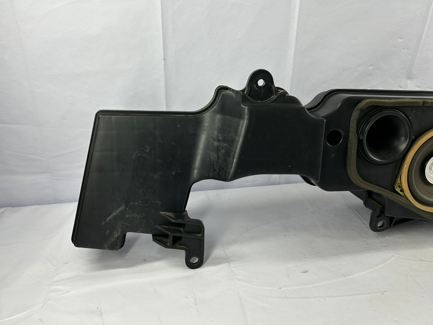 1998-2001 Toyota Land Cruiser Rear Audio Subwoofer Speaker OEM 86150-60040