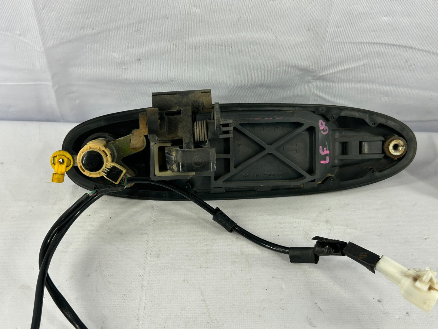 98-07 Toyota Land Cruiser Front Right & Left Exterior Door Handles with Key OEM