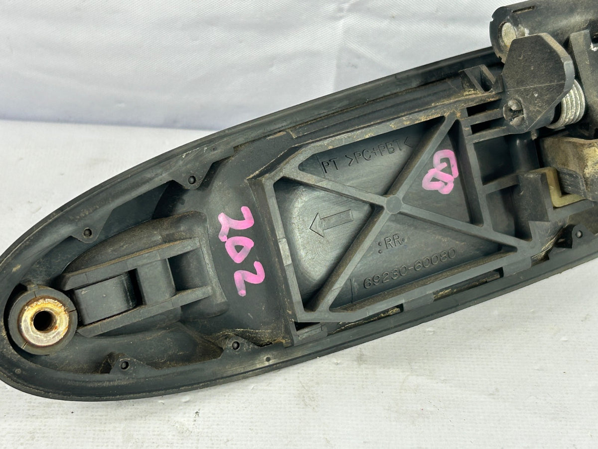 1998-2001 Toyota Land Cruiser Rear Right Exterior Door Handle OEM 69230-60080-C0