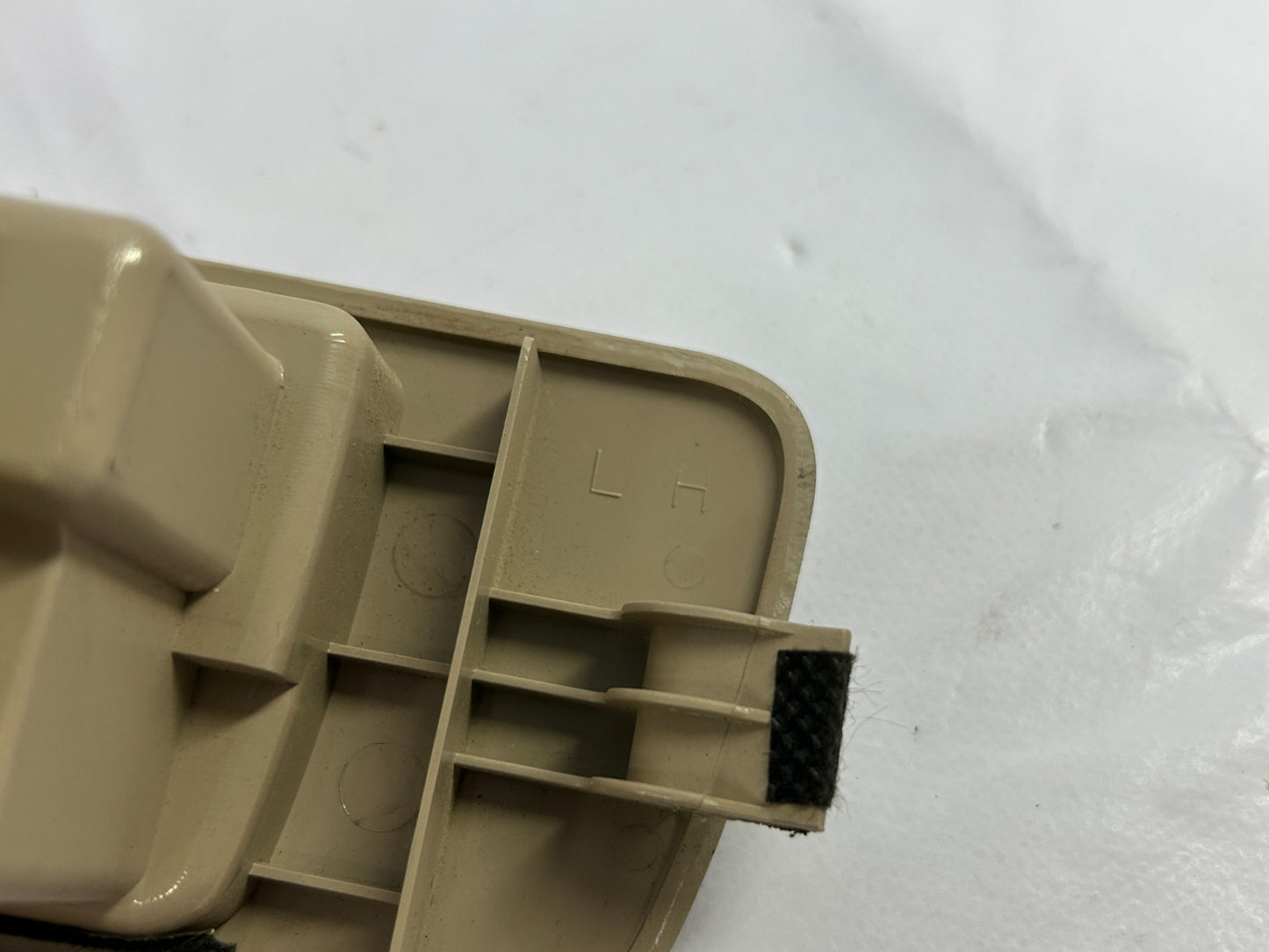 98-01 Toyota Land Cruiser Rear Left Door Window Switch & Bezel OEM 74204-60060