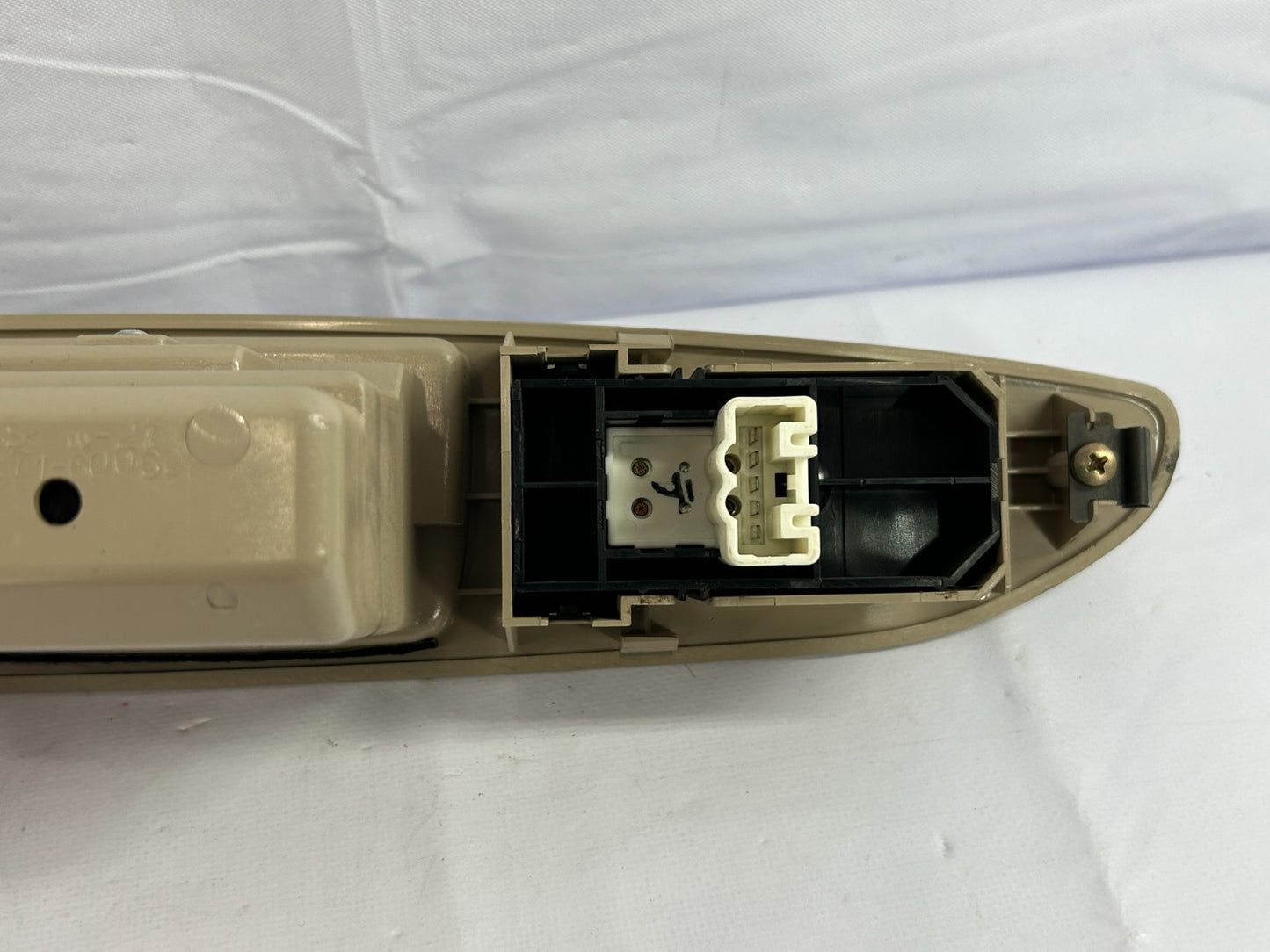 98-01 Toyota Land Cruiser Rear Right Door Window Switch & Bezel OEM 74203-60060