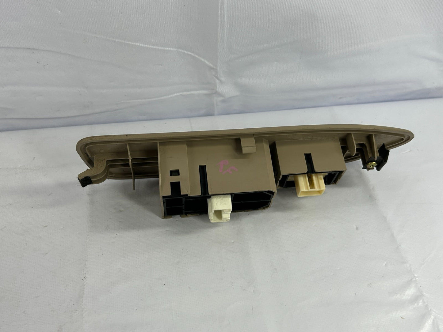 98-01 Toyota Land Cruiser Front Right Door Window Switch & Bezel OEM 74201-60270