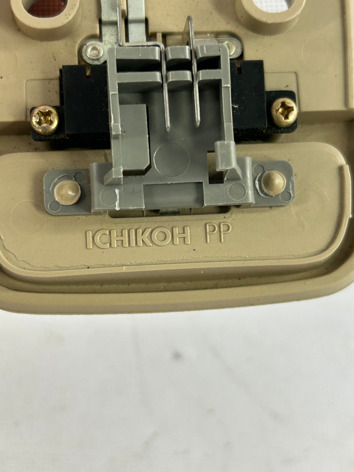 1998-2003 Toyota Land Cruiser Room Dome Light Lamp Beige OEM 81240-60040-A0