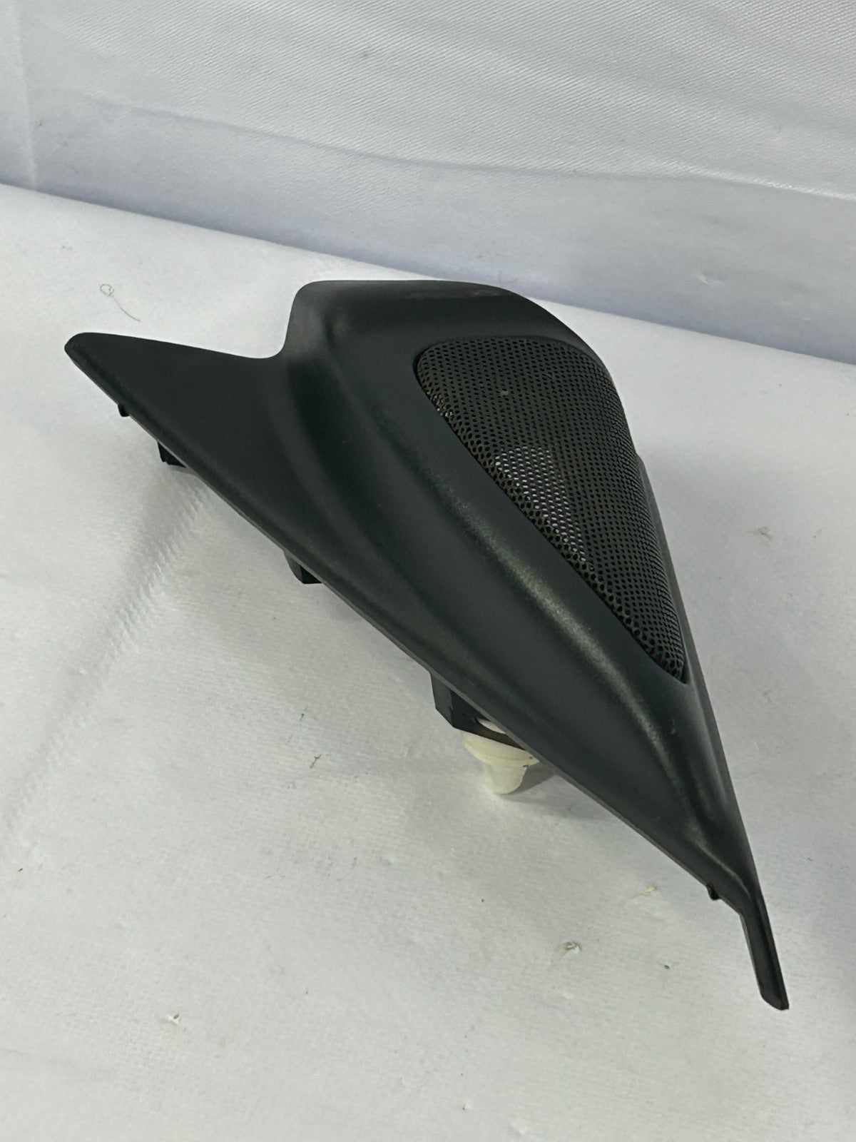 98-07 Toyota Land Cruiser Front Left Tweeter Speaker Grill Cover OEM 67492-60070