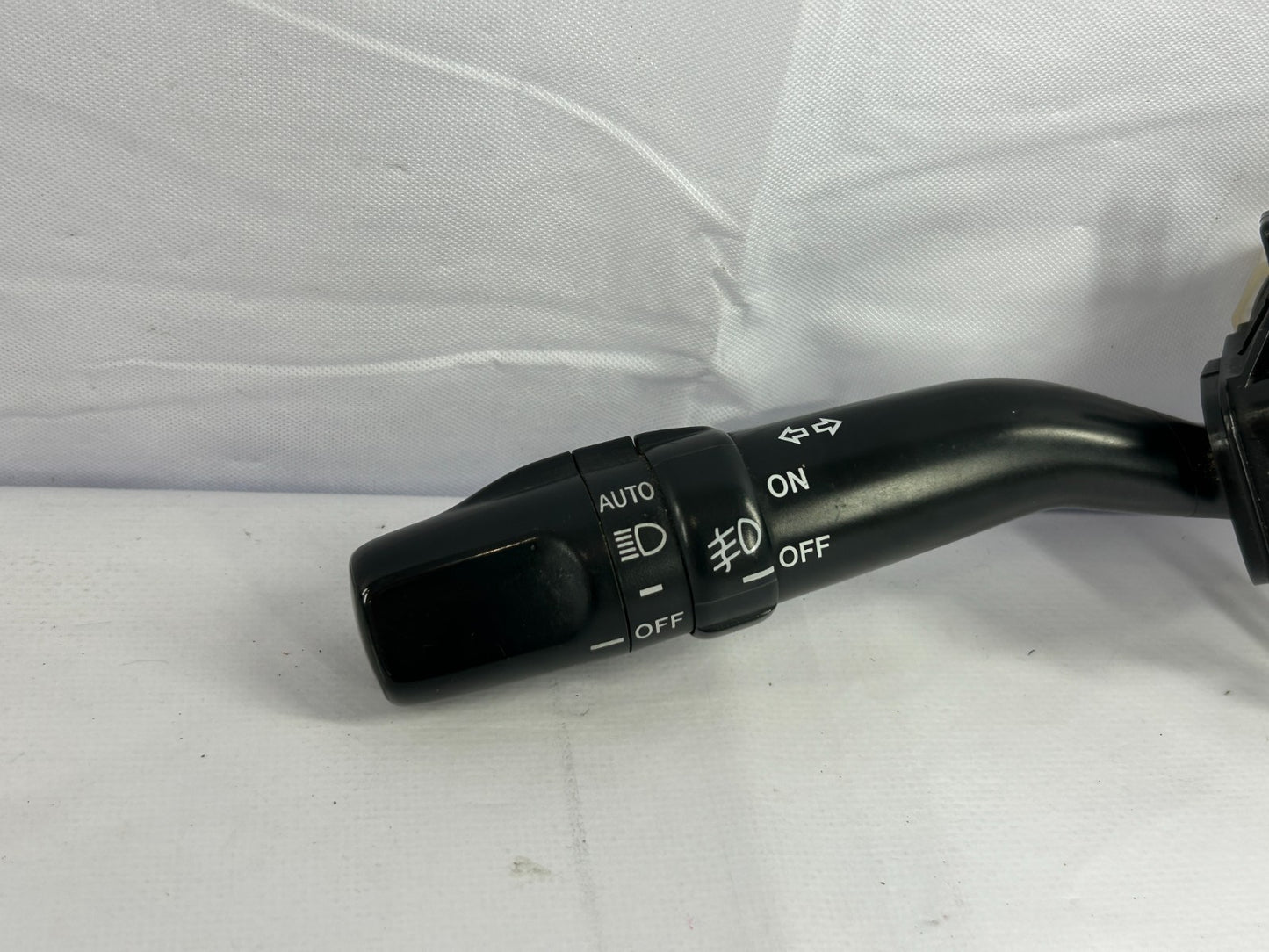 98-07 Toyota Land Cruiser Headlight Dimmer & Turn Signal Switch OEM 84140-33020