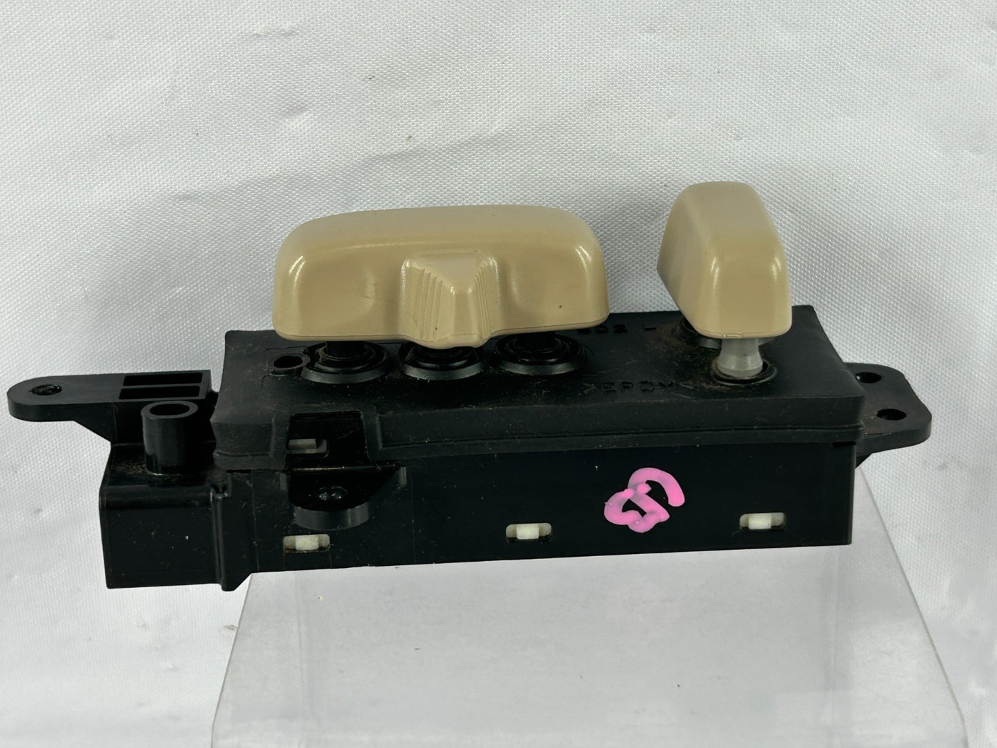 98-07 Toyota Land Cruiser Front Left Power Seat Adjust Switch OEM 84922-60100
