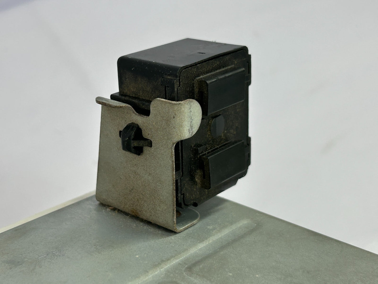 1999-2003 Toyota Land Cruiser ABS Anti Lock Brake Control Module OEM 89540-60160