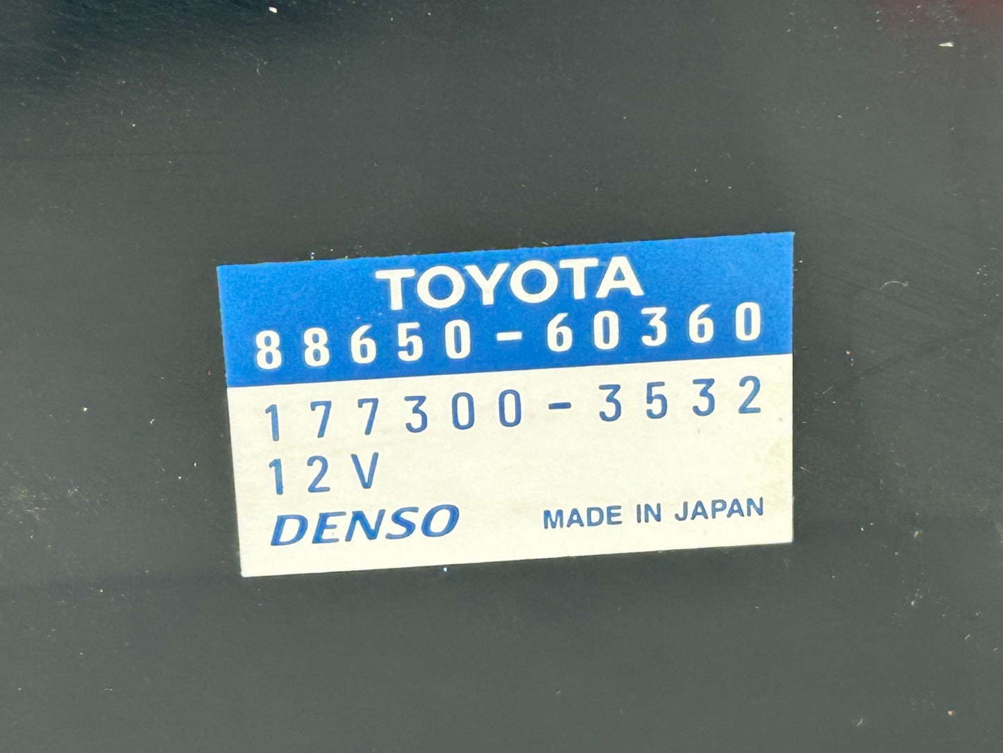 1998-2001 Toyota Land Cruiser Air Conditioner Amplifier Control OEM 88650-60360