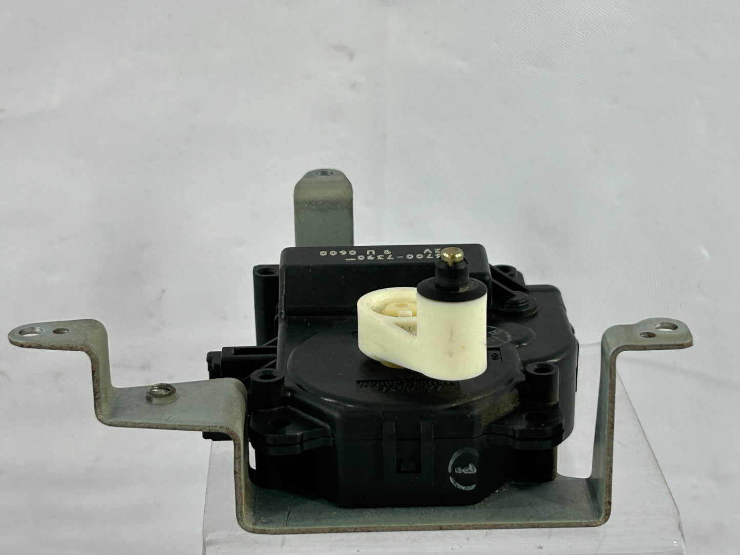 1998-2003 Toyota Land Cruiser AC Evaporator Damper Servo OEM 87106-60110