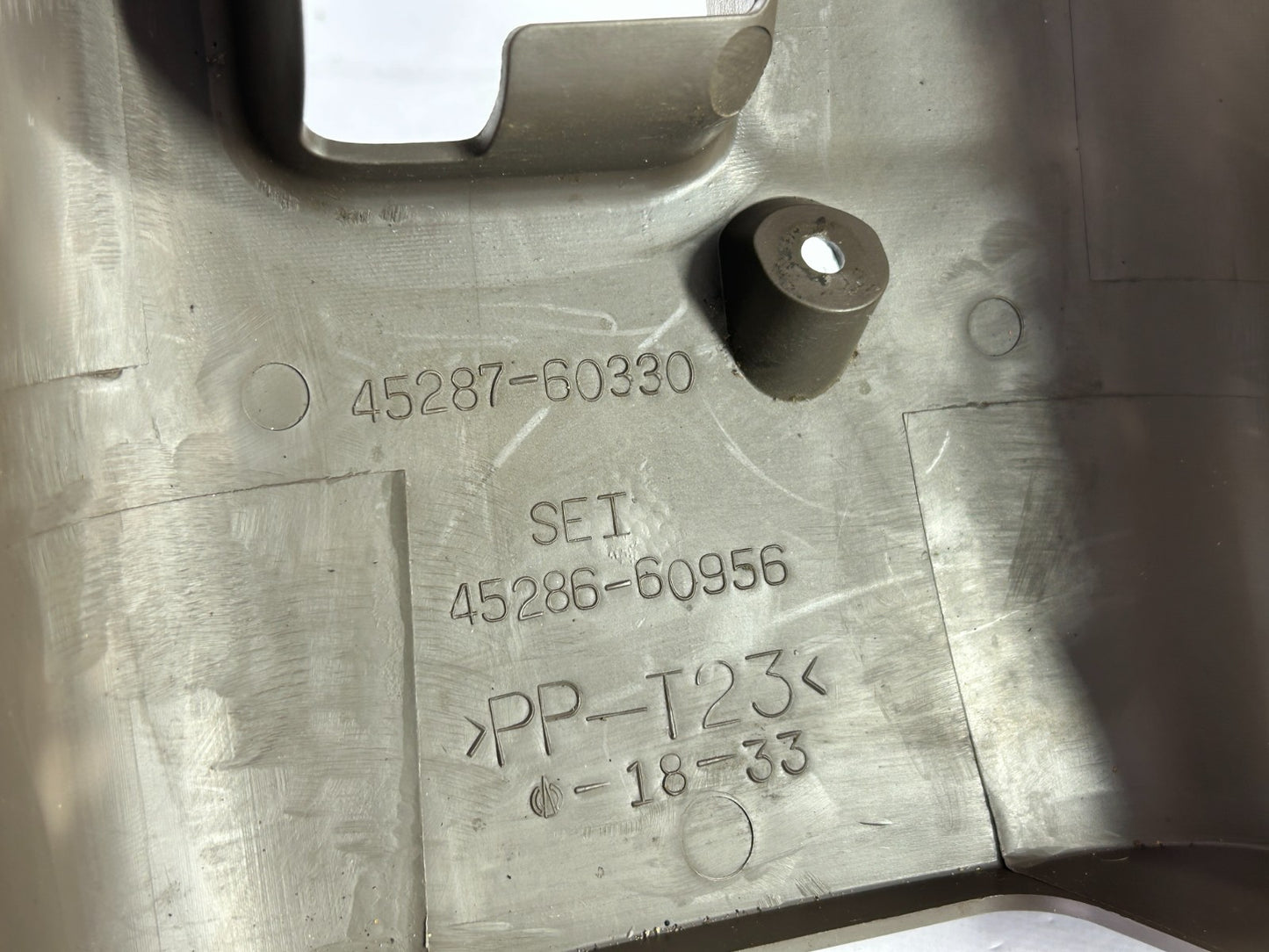 98-03 Toyota Land Cruiser Steering Column Cover Upper & Lower OEM 45287-60340