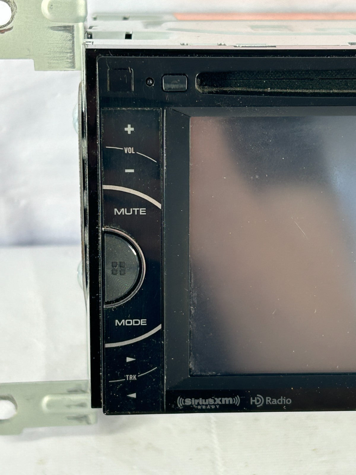 Pioneer AVH-X3600BHS In-Dash Car Stereo CD Bluetooth Player Receiver
