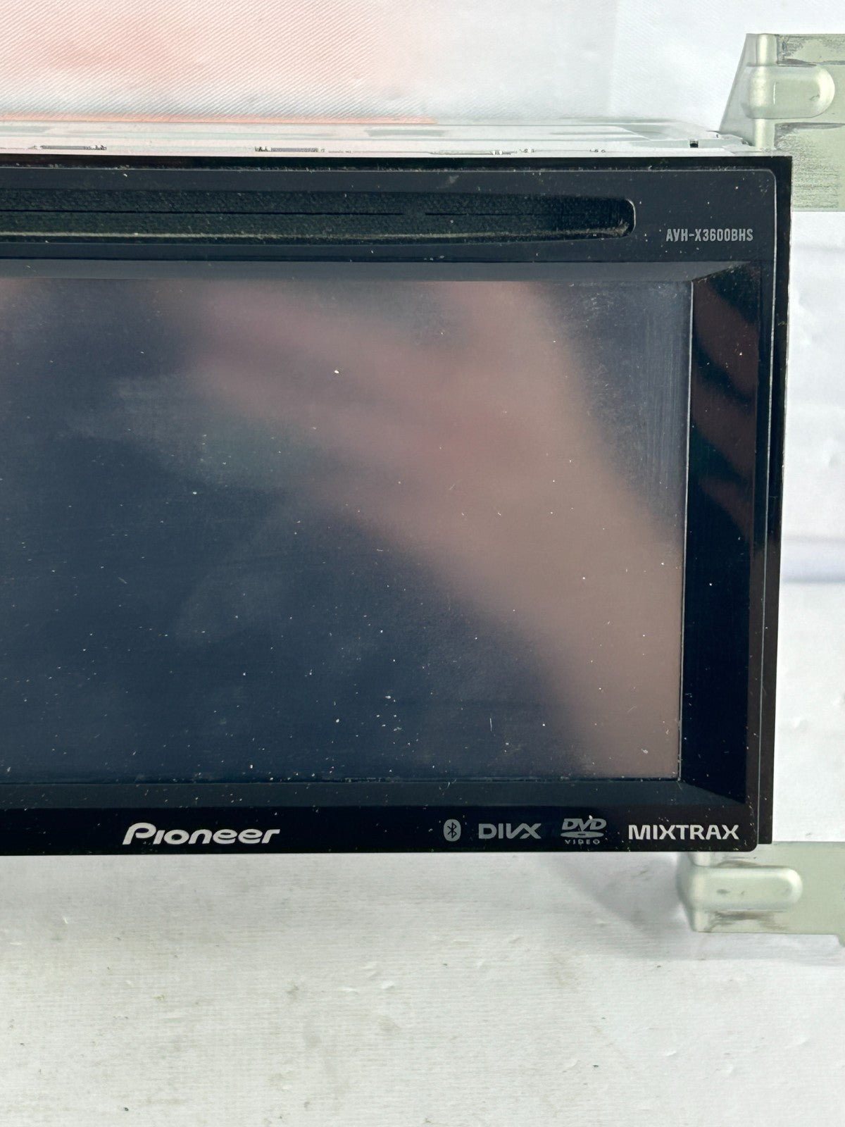 Pioneer AVH-X3600BHS In-Dash Car Stereo CD Bluetooth Player Receiver