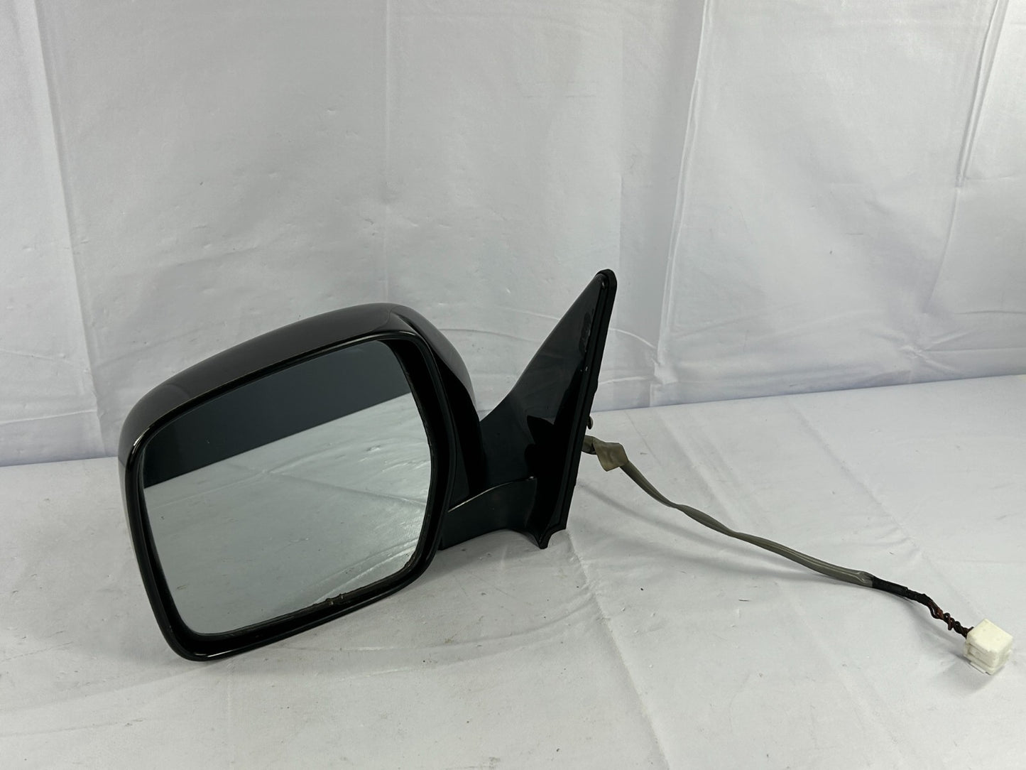 98-04 Toyota Land Cruiser Front Left Door Rear View Door Mirror OEM 87940-60840