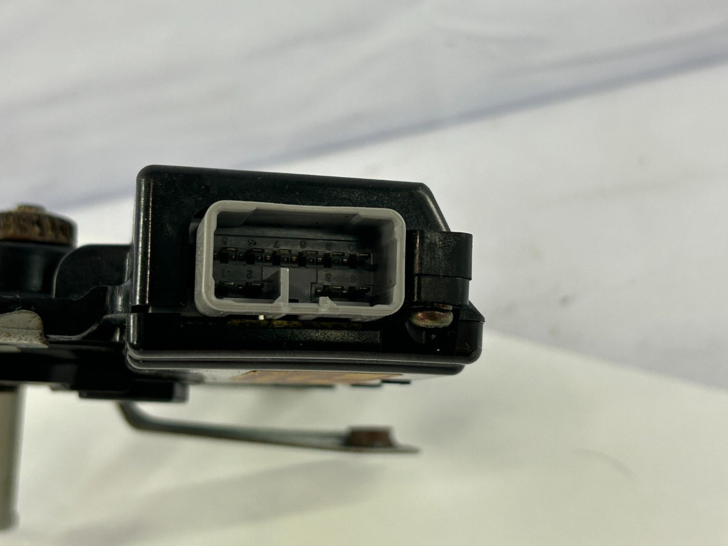 1998-2003 Toyota Land Cruiser Sliding Sunroof Drive Gear Motor OEM 63260-60060