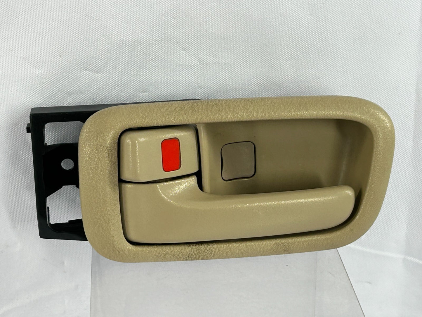 98-03 Toyota Land Cruiser Front Left Interior Door Pull Handle OEM 69206-30150