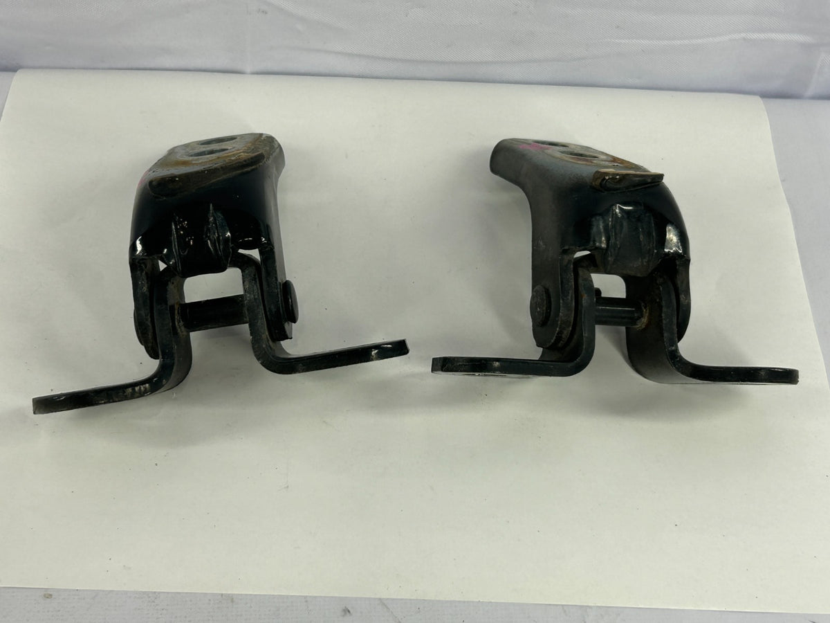 1998-2007 Toyota Land Cruiser Front Right Side Door Hinge Set OEM 68710-22080