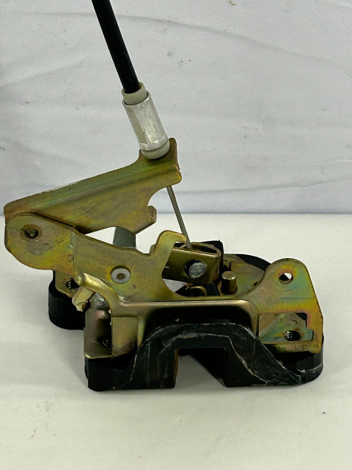 1999-2007 Toyota Land Cruiser Rear Left Door Lock Latch Actuator OEM 69060-60061