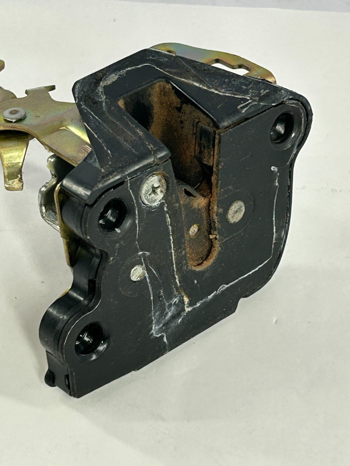 1999-2007 Toyota Land Cruiser Rear Left Door Lock Latch Actuator OEM 69060-60061