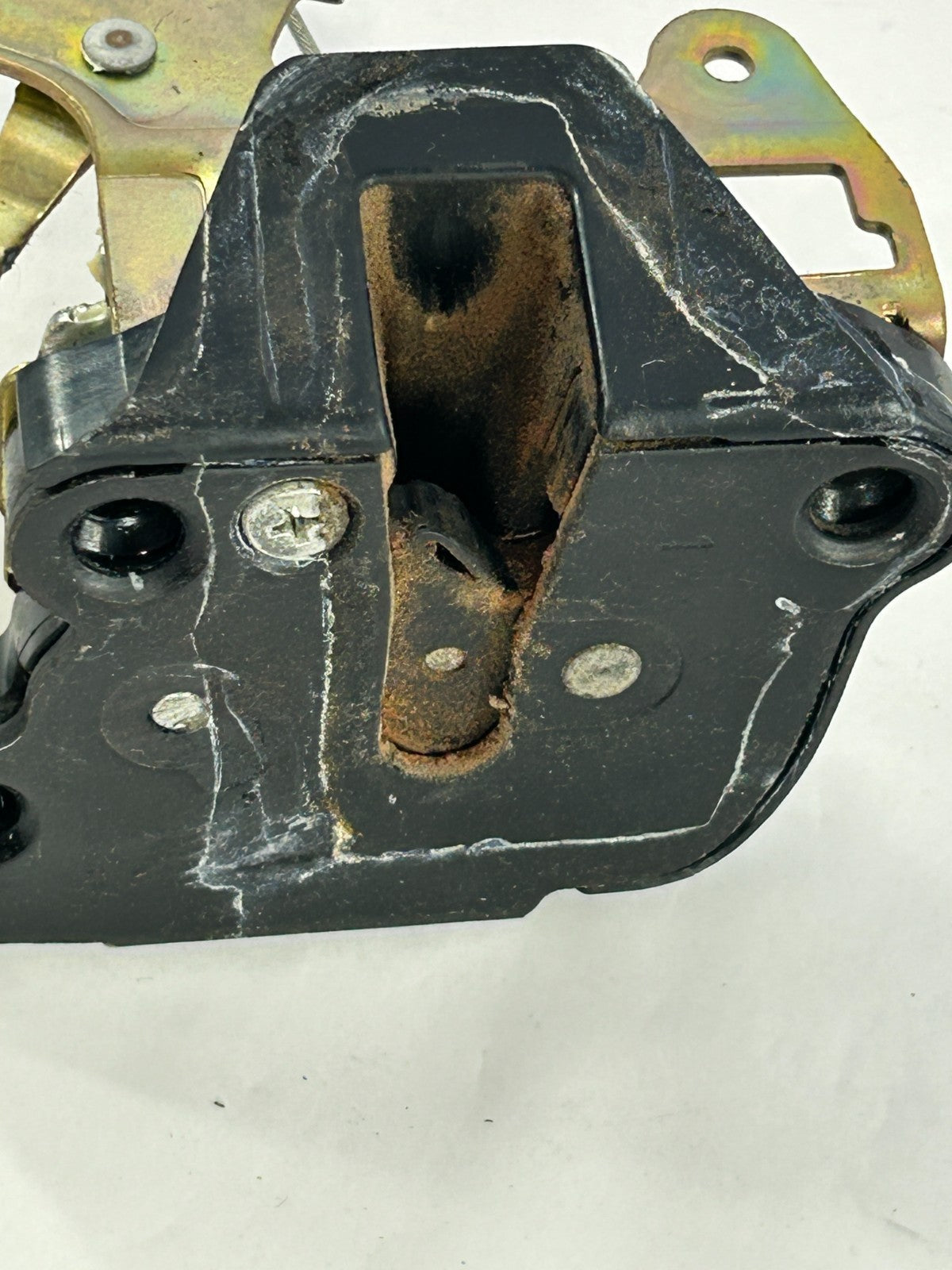 1999-2007 Toyota Land Cruiser Rear Left Door Lock Latch Actuator OEM 69060-60061