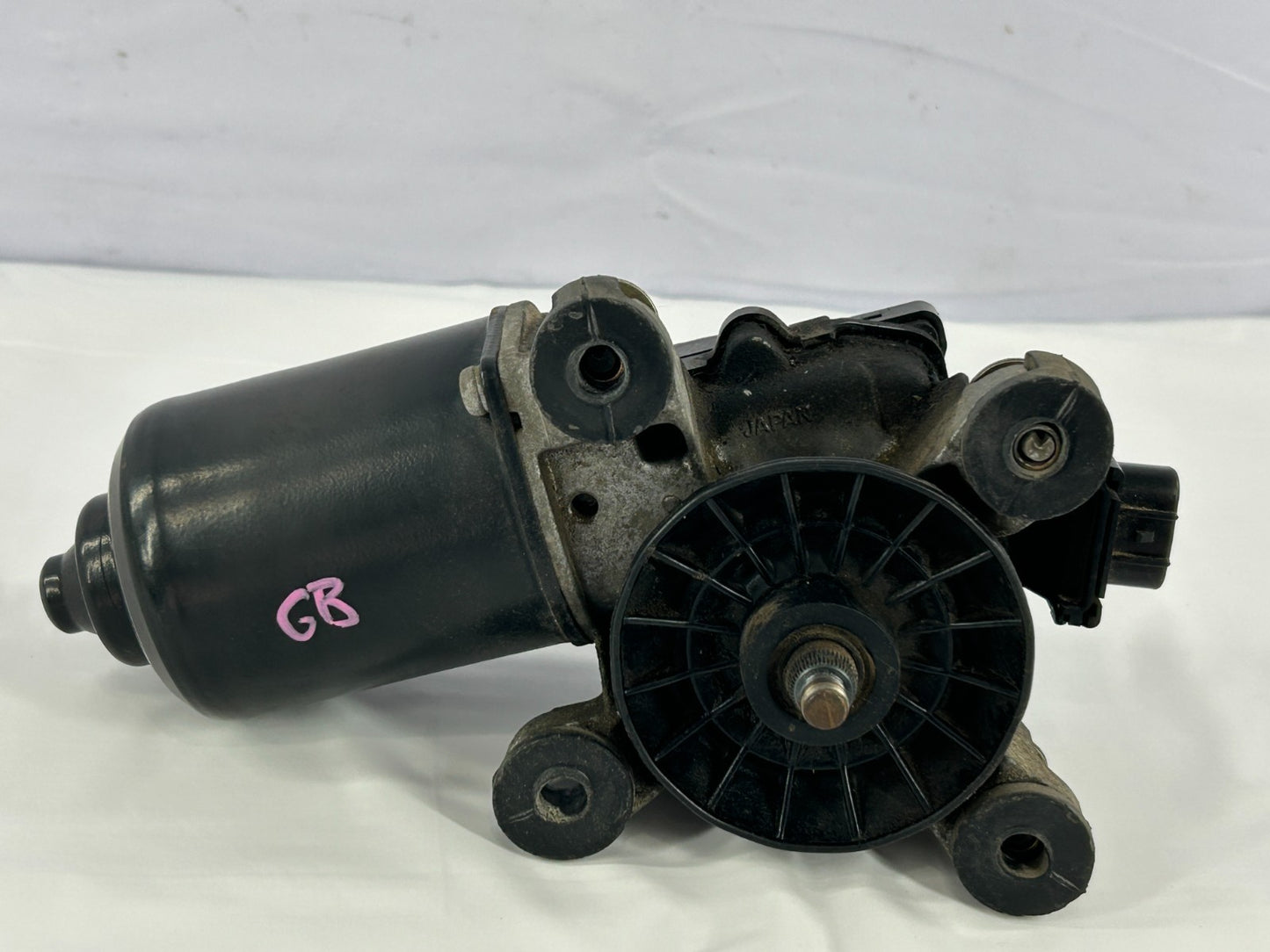 1999-2007 Toyota Land Cruiser Front Windshield Wiper Motor OEM 85110-60300