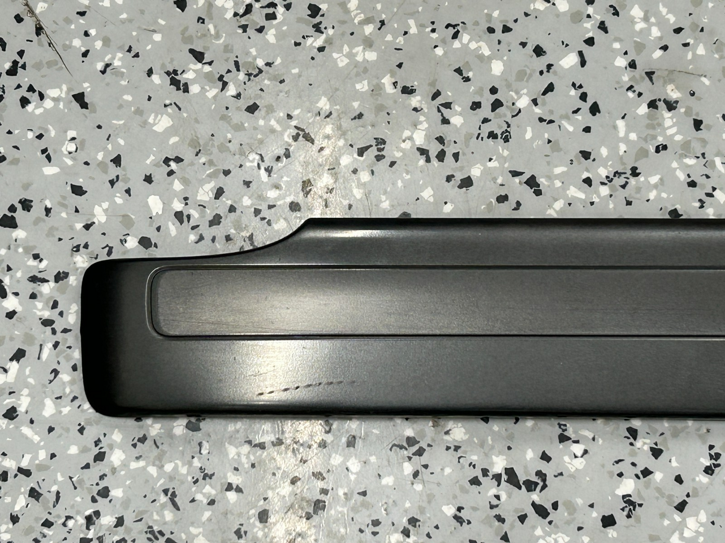 98-03 Toyota Land Cruiser Rear Right Quarter Panel Molding Trim OEM 75651-60180