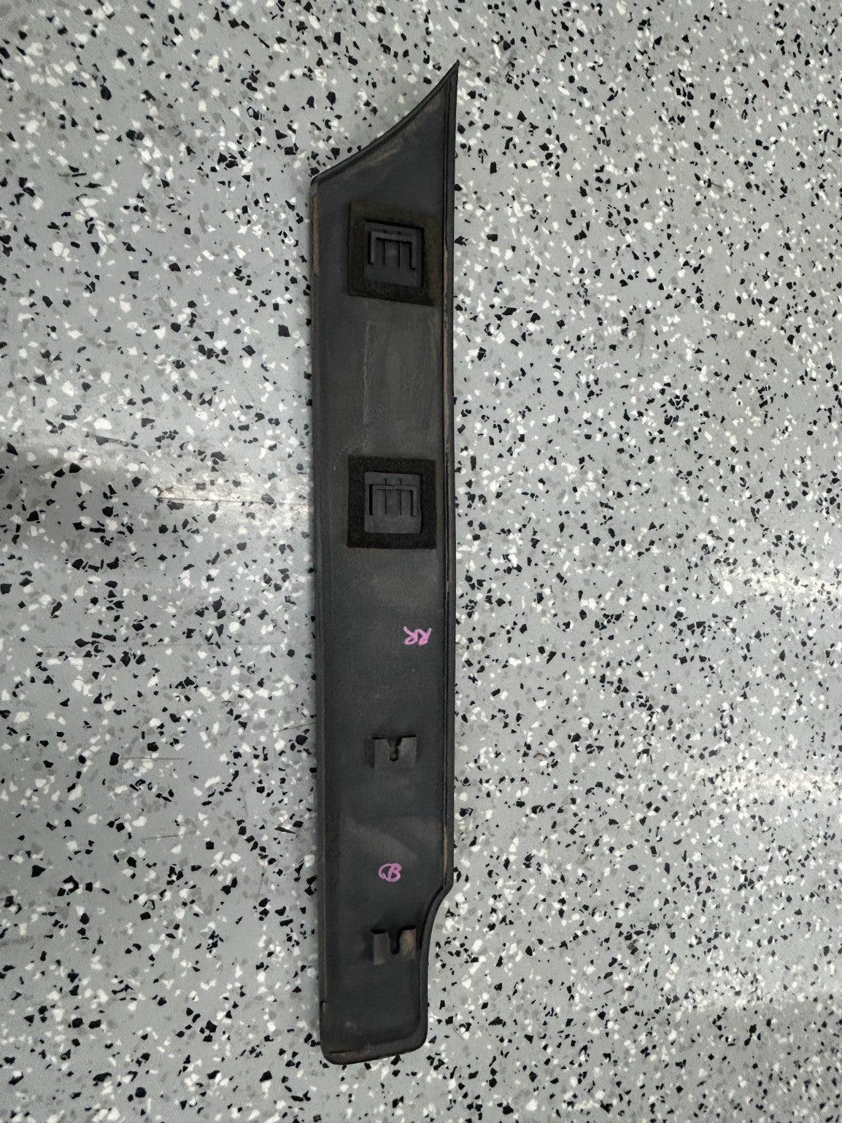 98-03 Toyota Land Cruiser Rear Right Quarter Panel Molding Trim OEM 75651-60180
