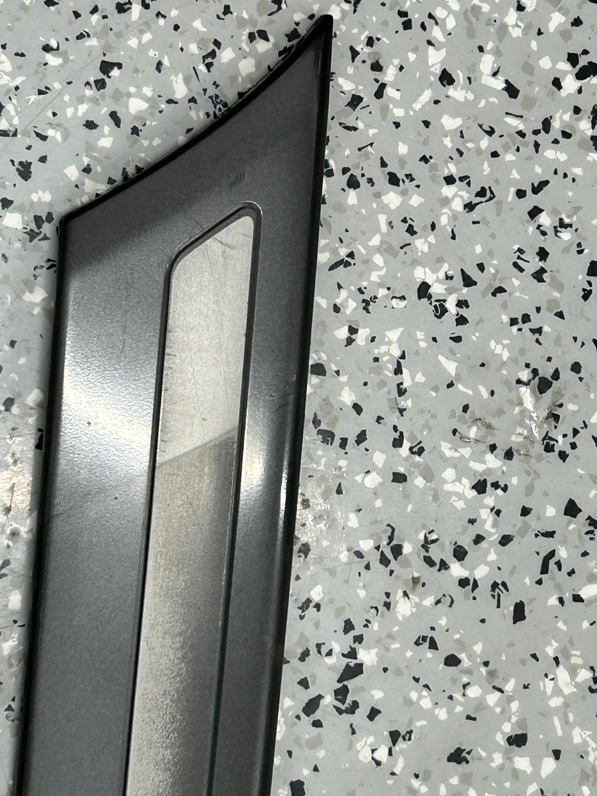 98-03 Toyota Land Cruiser Rear Left Quarter Panel Molding Trim OEM 75652-60170